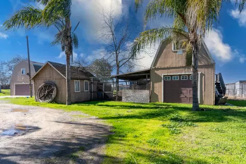 131 A St, Empire, CA 95319 photo 8