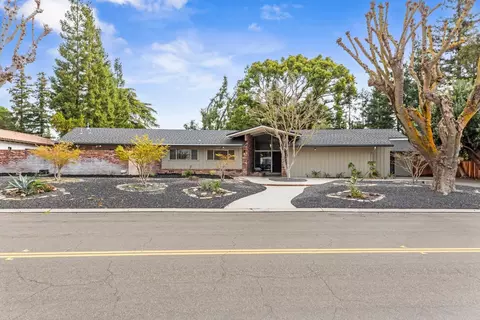 Exterior - 7012 Del Rio Dr, Modesto, CA 95356 photo 2 of 15