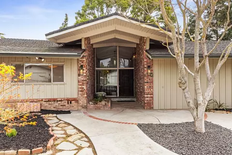 Exterior - 7012 Del Rio Dr, Modesto, CA 95356 photo 6 of 15