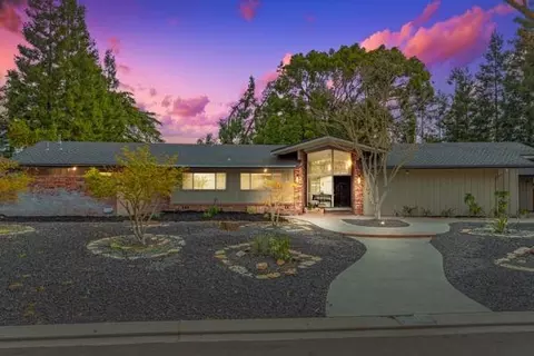 Exterior - 7012 Del Rio Dr, Modesto, CA 95356 photo 1 of 15