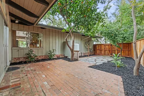 Exterior - 7012 Del Rio Dr, Modesto, CA 95356 photo 13 of 15