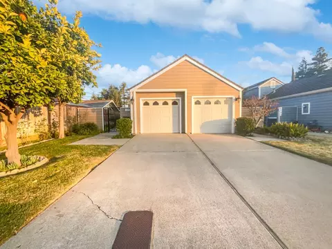 1704 Cape Cod Cir, Lodi, CA 95242 photo 1
