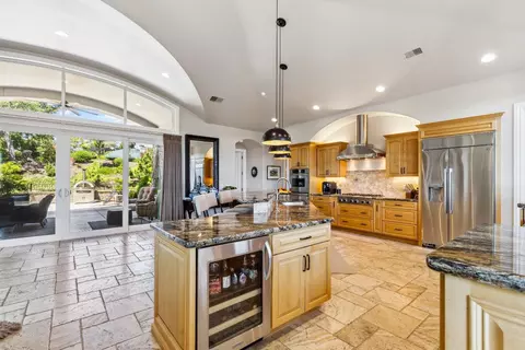Kitchen - 1480 Ridgeview Cir, Auburn, CA 95603 photo 2 of 5