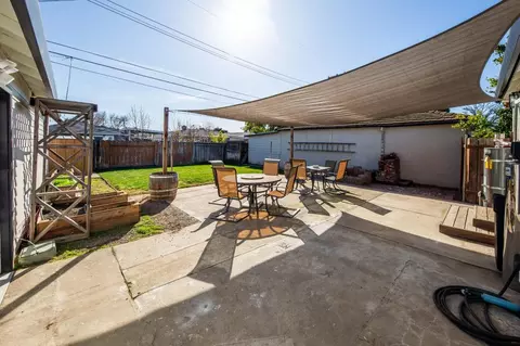 600 Tamarack Dr, Lodi, CA 95240 photo 33