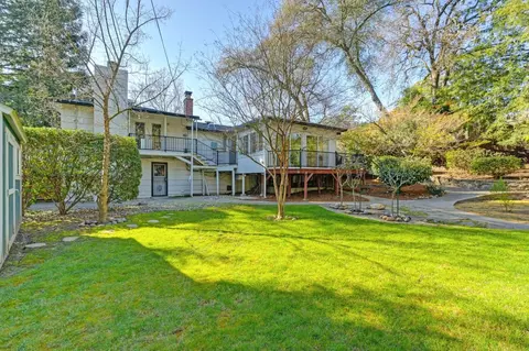 Exterior - 3318 Deodar St, Carmichael, CA 95608 photo 8 of 14
