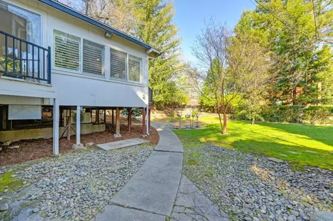 Exterior - 3318 Deodar St, Carmichael, CA 95608 photo 7 of 14