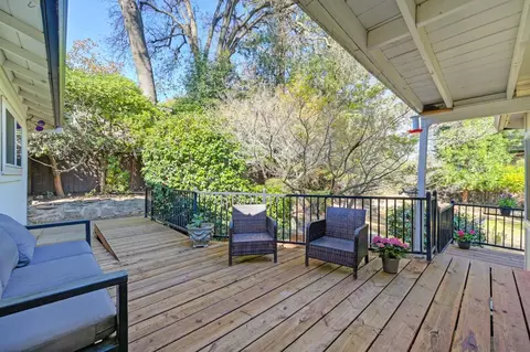 Exterior - 3318 Deodar St, Carmichael, CA 95608 photo 6 of 14