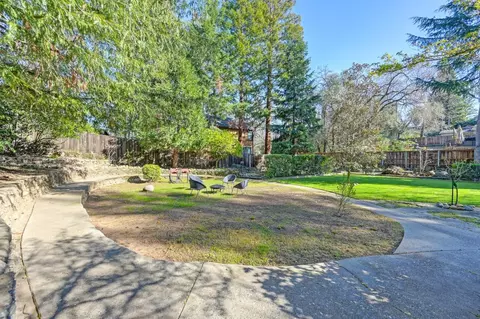 Exterior - 3318 Deodar St, Carmichael, CA 95608 photo 13 of 14