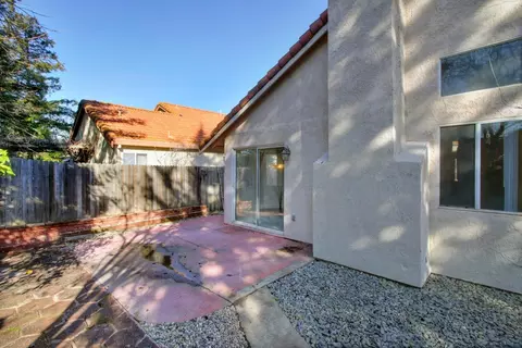 Exterior - 8271 Dalkeith Way, Antelope, CA 95843 photo 5 of 7