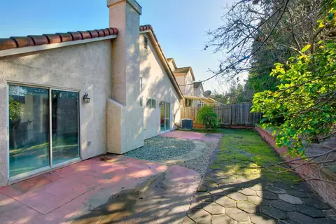 Exterior - 8271 Dalkeith Way, Antelope, CA 95843 photo 6 of 7