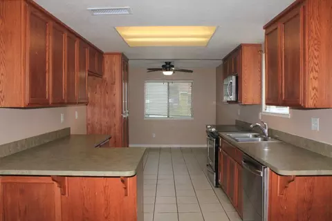 Kitchen - 3104 Golden Eagle Ln, Modesto, CA 95356 photo 2 of 2