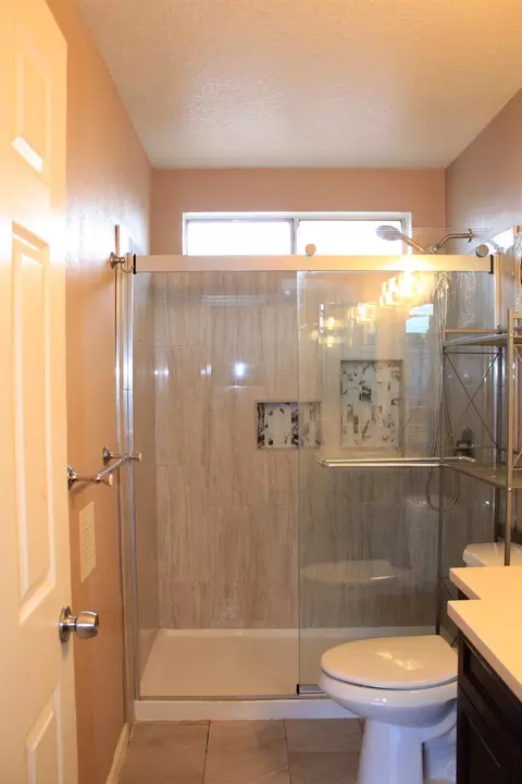 Bath - 3104 Golden Eagle Ln, Modesto, CA 95356 photo 7 of 7