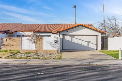 Exterior - 2101 Sharon Way, Modesto, CA 95350 photo 3 of 5