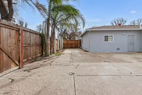 1313 Schulenberg Ave, Modesto, CA 95350 photo 22