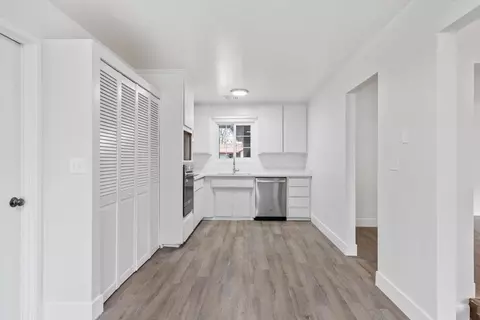 1313 Schulenberg Ave, Modesto, CA 95350 photo 8