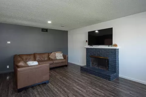 2300 September Dr, Modesto, CA 95355 photo 4