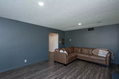 2300 September Dr, Modesto, CA 95355 photo 5