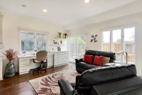 4708 Tree Shadow Pl, Fair Oaks, CA 95628 photo 4