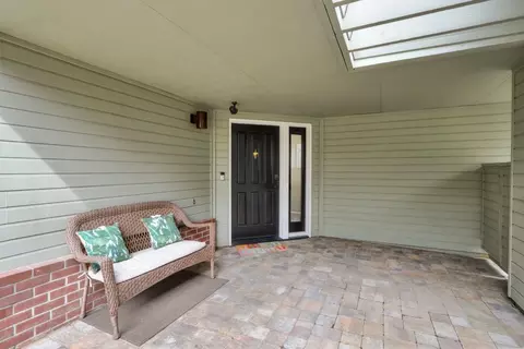 4708 Tree Shadow Pl, Fair Oaks, CA 95628 photo 2
