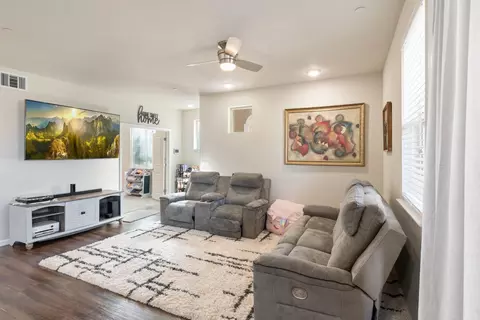 140 Ivy Ave #E 36, Patterson, CA 95363 photo 5