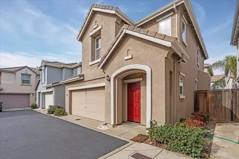 8432 Roseto Rd #102, Roseville, CA 95678