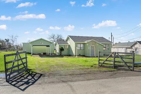 1702 9th Ave, Olivehurst, CA 95961 photo 1