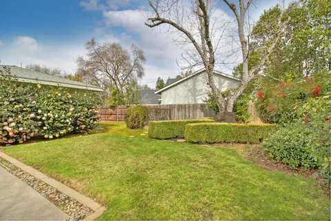 1806 Suffolk Way, Carmichael, CA 95608 photo 18