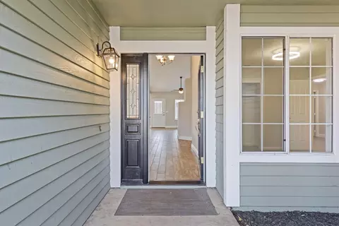 Entry Way - 8156 Chimango Ct, Antelope, CA 95843 photo 1 of 7