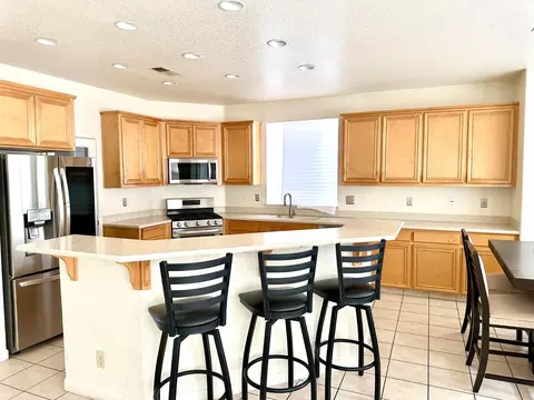 Kitchen - 3808 Chedworth Ln, Modesto, CA 95355 photo 1 of 5