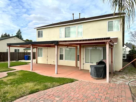 Exterior - 3808 Chedworth Ln, Modesto, CA 95355 photo 6 of 10
