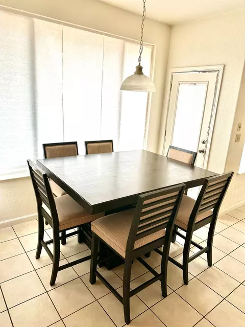 Dining - 3808 Chedworth Ln, Modesto, CA 95355 photo 1 of 2