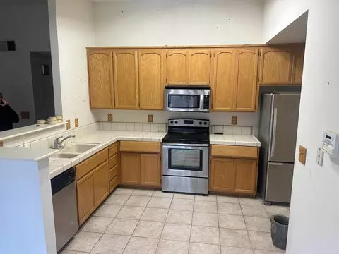 Kitchen - 19623 American, Hilmar, CA 95324 photo 2 of 2
