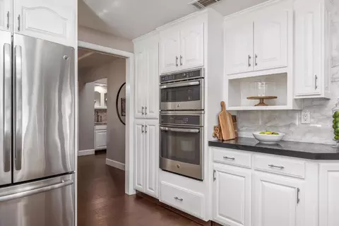Kitchen - 790 Manley Rd, Ripon, CA 95366 photo 2 of 4