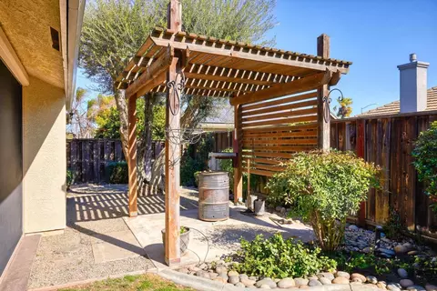 Exterior - 790 Manley Rd, Ripon, CA 95366 photo 9 of 16