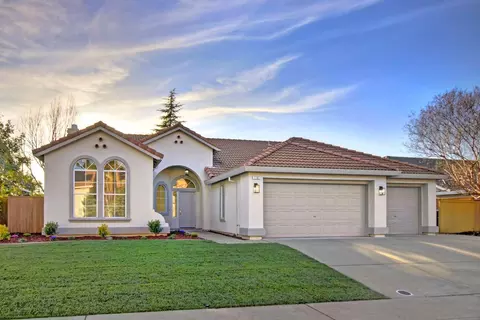 1102 Sedona St, Rocklin, CA 95765