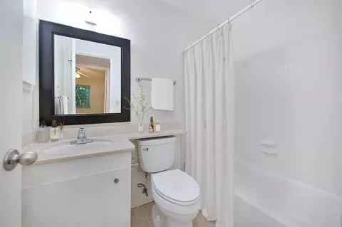 Bath - 6105 Via Casitas, Carmichael, CA 95608 photo 1 of 3