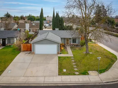 1546 7th St, Ripon, CA 95366 photo 2