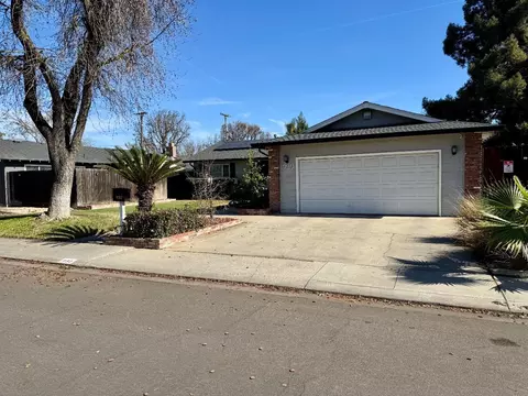 Exterior - 930 Montmartre Dr, Modesto, CA 95355 photo 1 of 6