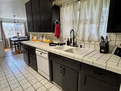 Kitchen - 930 Montmartre Dr, Modesto, CA 95355 photo 1 of 2