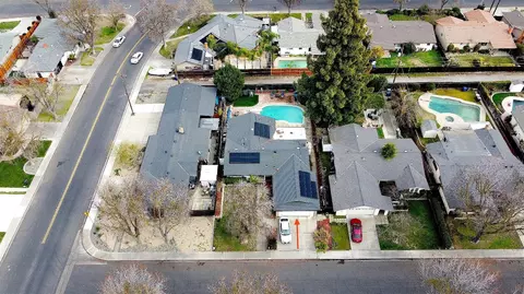 View/Area - 930 Montmartre Dr, Modesto, CA 95355 photo 2 of 3
