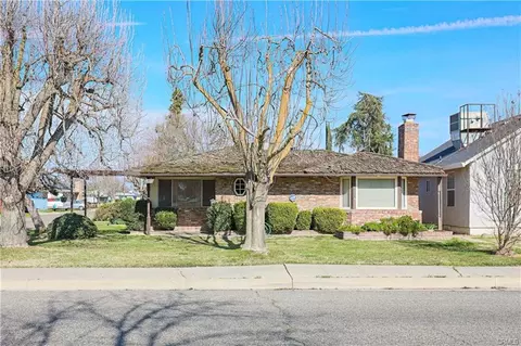 360 N 3rd St, Chowchilla, CA 93610 photo 1