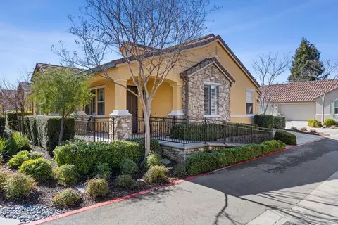 1153 Volonne Dr, Roseville, CA 95747