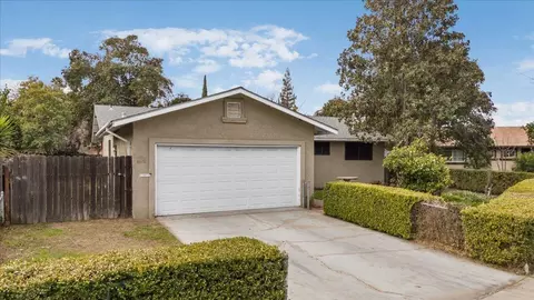 541 Comstock Ct, Modesto, CA 95351 photo 2