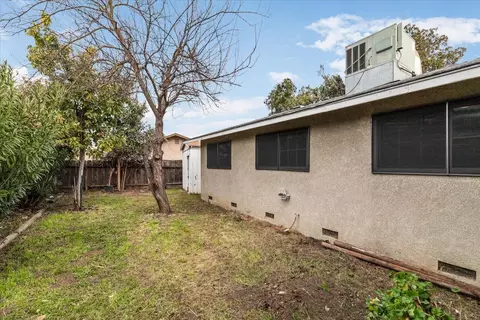 541 Comstock Ct, Modesto, CA 95351 photo 39