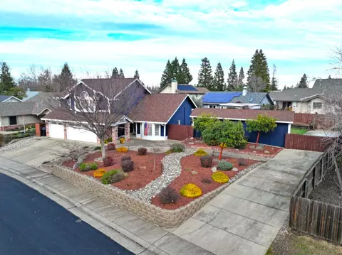 1302 Antrim Dr, Roseville, CA 95747