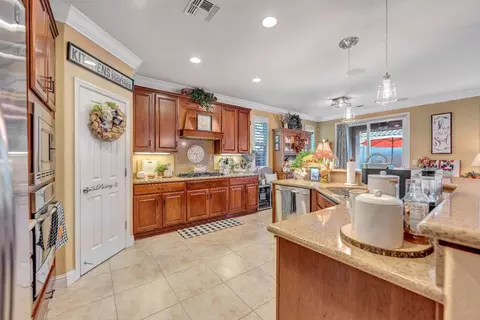2320 Pepper Tree Ln, Manteca, CA 95336 photo 9