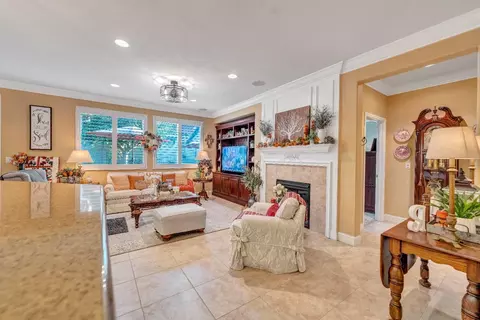 2320 Pepper Tree Ln, Manteca, CA 95336 photo 3