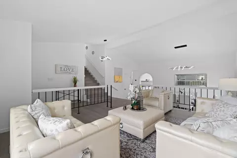Living - 903 Alcosta Dr, Milpitas, CA 95035 photo 2 of 5
