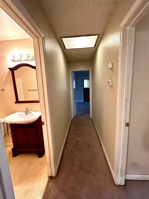Entry Way - 1708 Brett Ln, Modesto, CA 95358 photo 1 of 2