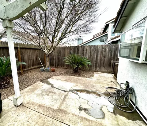 Exterior - 1708 Brett Ln, Modesto, CA 95358 photo 9 of 25